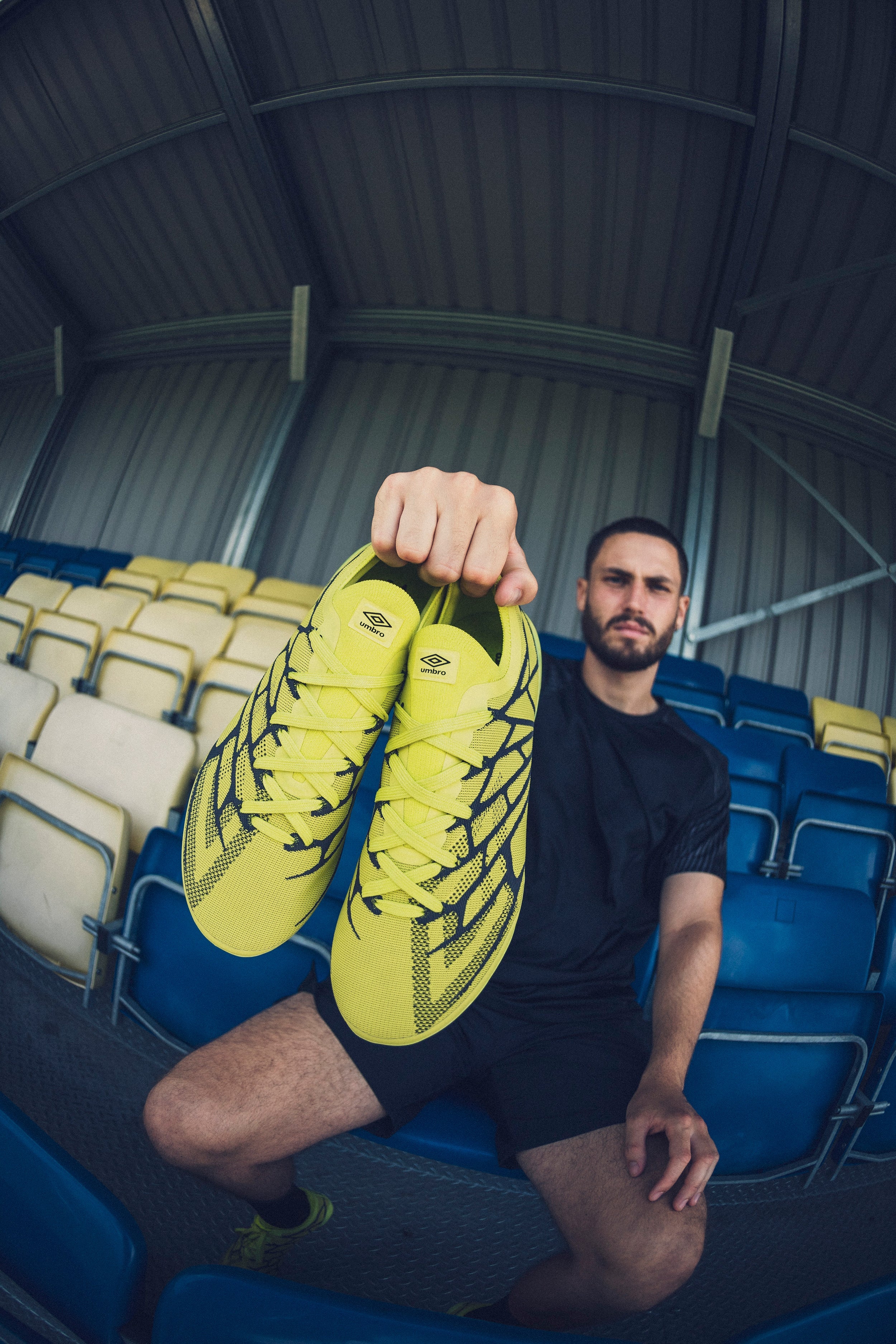Footwear | Umbro Team